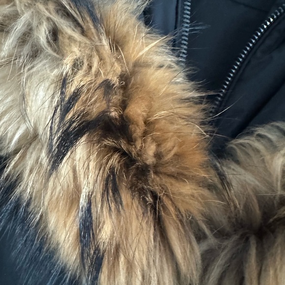 Mackage ADALI down coat with natural fur Signature Mackage Collar Size XS - Picture 10 of 10